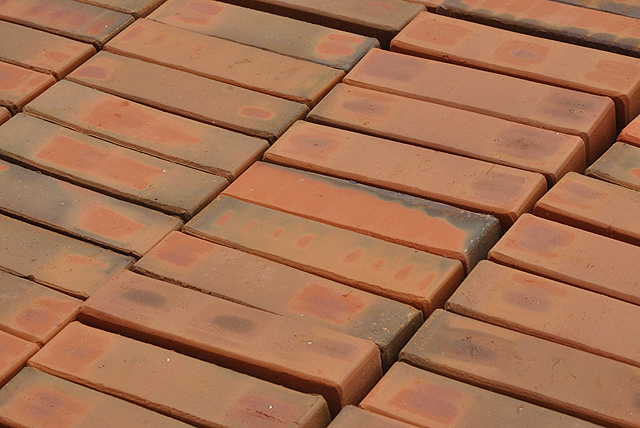 fabrică de cărămidă din Polonia ceramică brută cu fațadă cărămizi arzătoare de cărbune